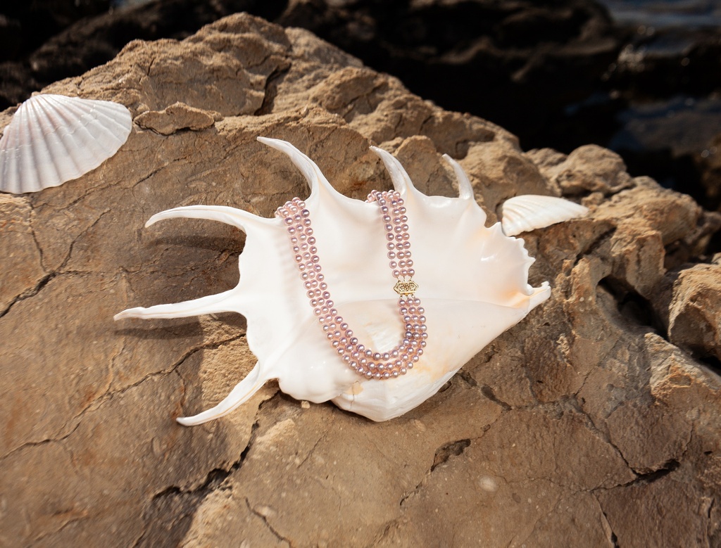 [VCCNT17] 6.5-7mm AA+ Triple-Strand Lavender Freshwater Pearl Necklace