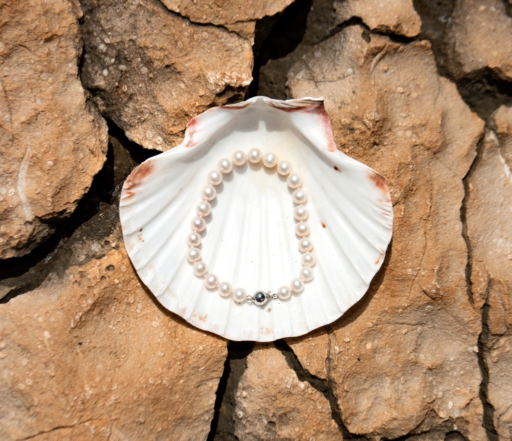 [VCCB01] 7mm AA+ White Freshwater Pearl Bracelet