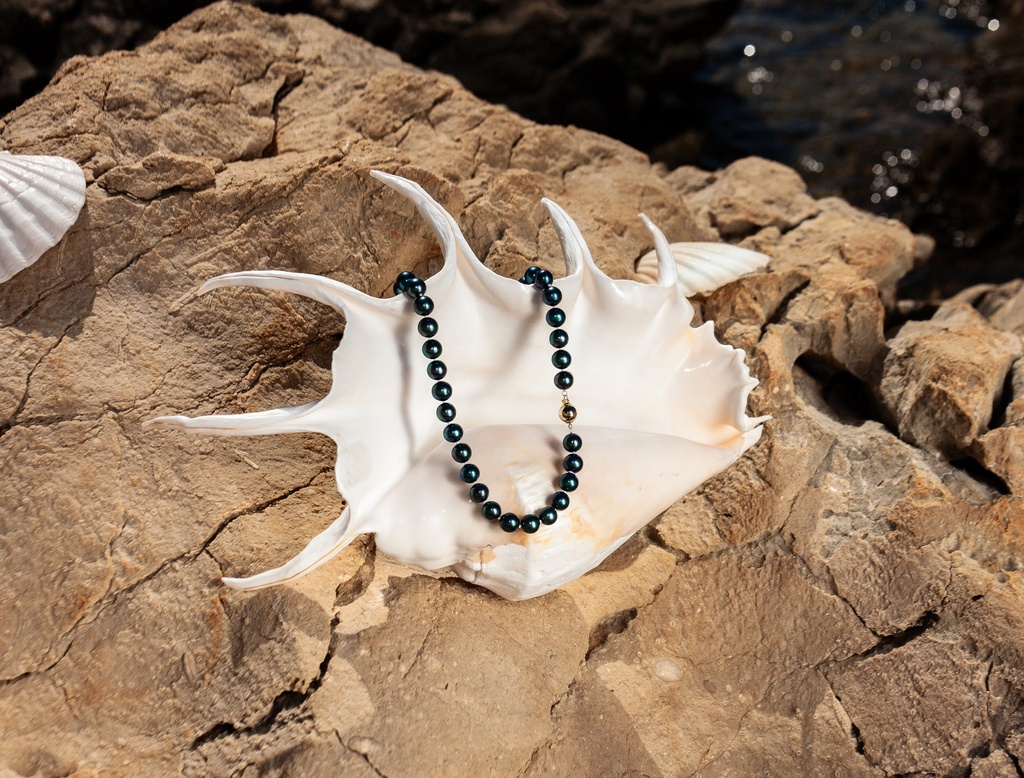 [VSEN11] 9-10mm AA+ Dark Metallic Green-Blue Freshwater Pearl Necklace